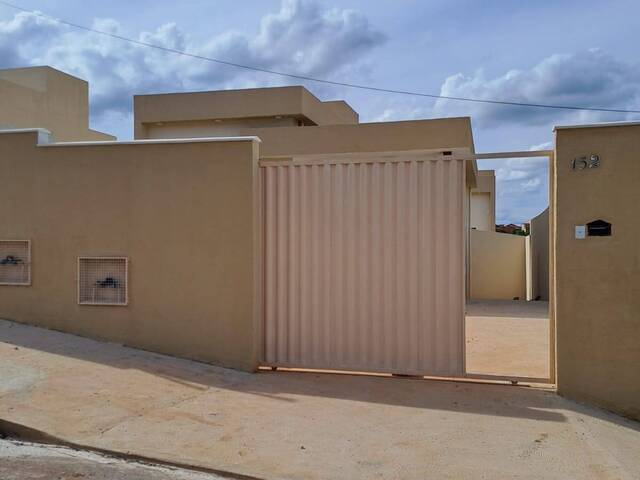 #445 - Casa para Venda em Sarzedo - MG