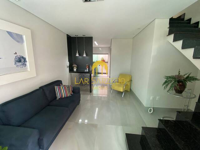 #371 - Casa Duplex para Venda em Sarzedo - MG - 1